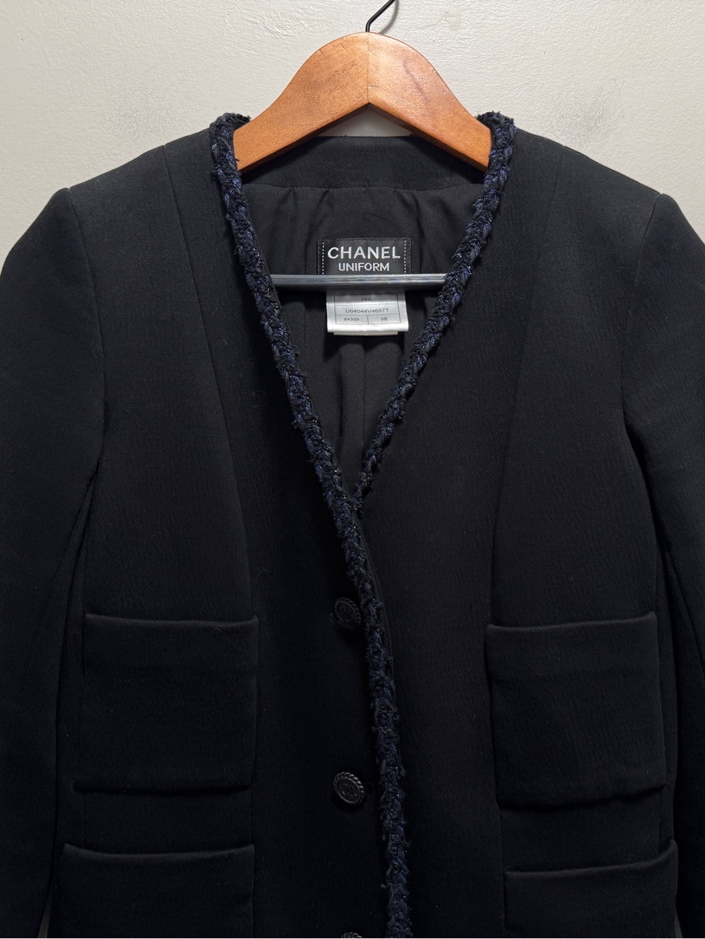 Chanel Uniform Black Cropped Jacket – Tweed Trim – Size 38 (Fits Small) - Picture 4 of 12